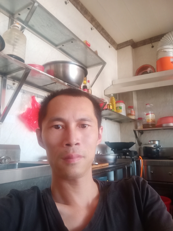 生活还在继续的第一张照片--衡阳相亲服务中心