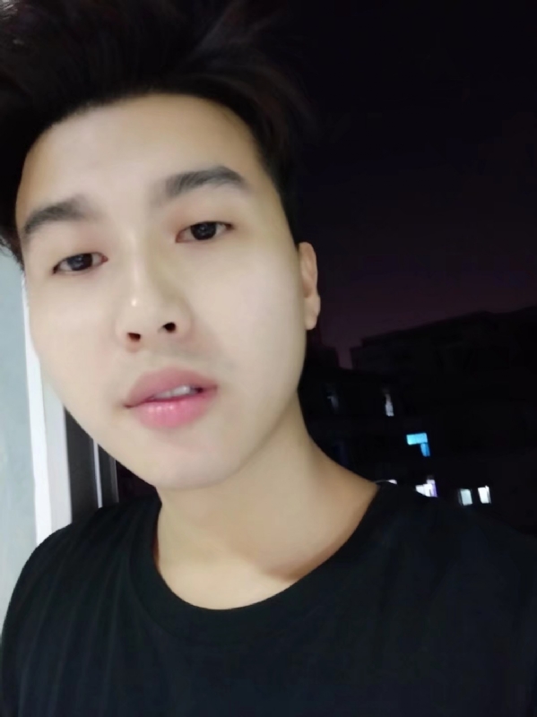 皮特王的第二张照片--衡阳相亲服务中心