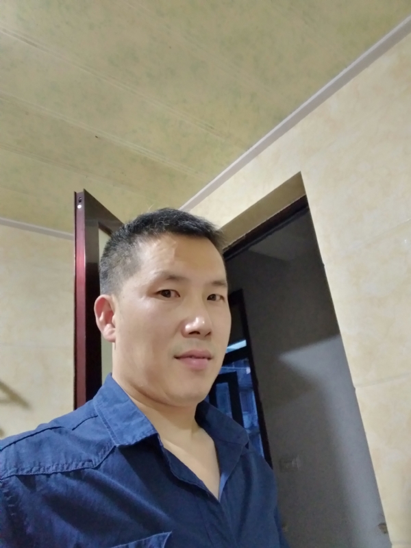 余生搀扶走的第一张照片--衡阳相亲服务中心