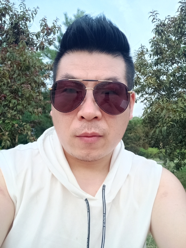 等风来的第二张照片--衡阳相亲服务中心