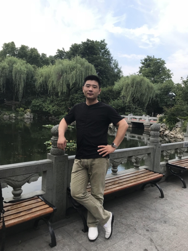 未来可期的第一张照片--衡阳相亲服务中心