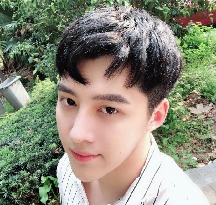 alading的第一张照片--衡阳相亲服务中心