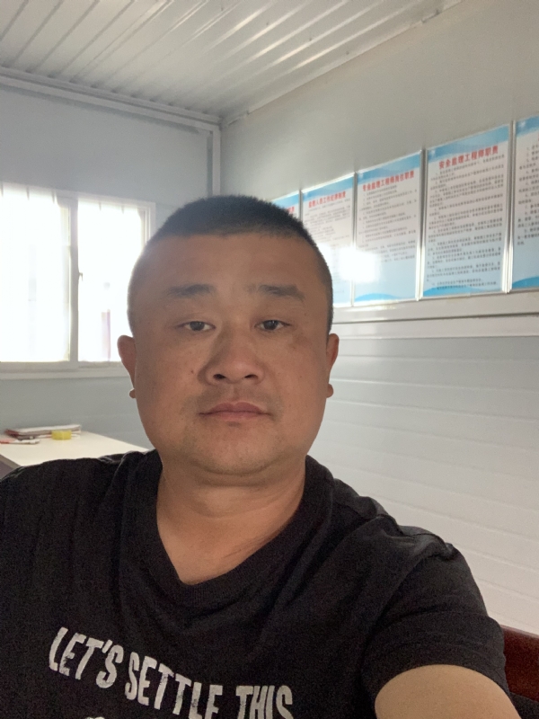 丘山??的第一张照片--衡阳相亲服务中心