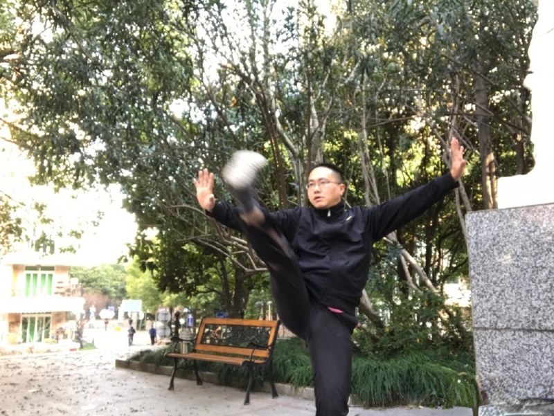 自故深情好受伤的第三张照片--衡阳相亲服务中心