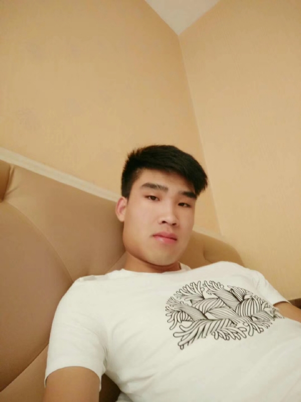 谁不曾孤单上路的第二张照片--衡阳相亲服务中心