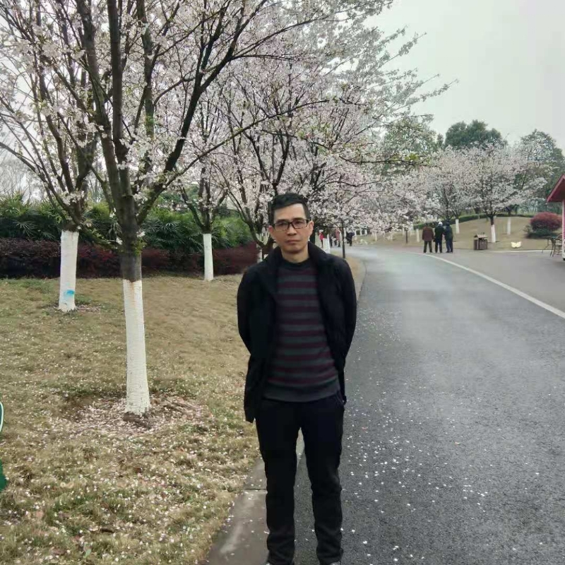 痴心爱人的第一张照片--衡阳相亲服务中心