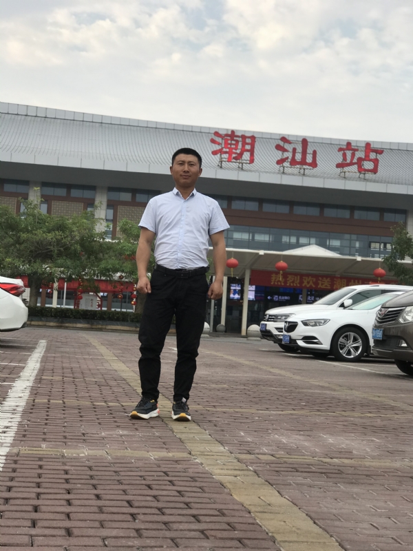 健华的第三张照片--衡阳相亲服务中心