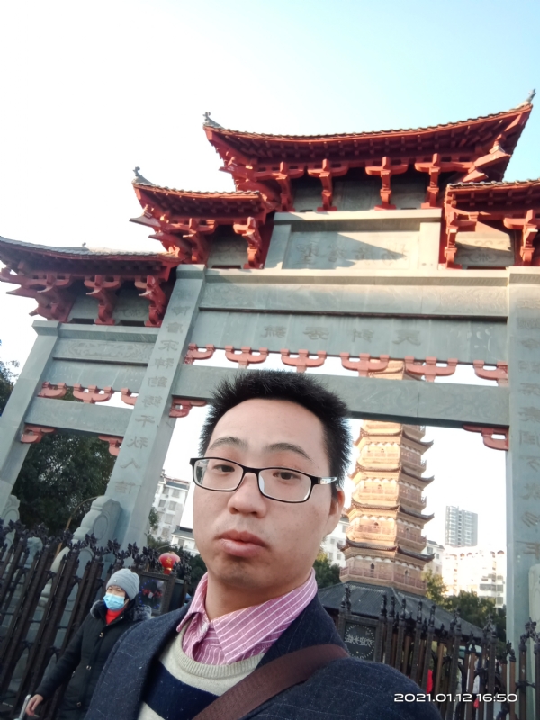 碧血丹心的第一张照片--衡阳相亲服务中心