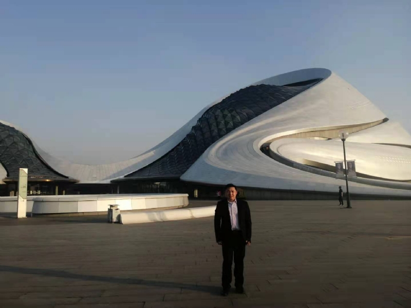 荣荣的第一张照片--衡阳相亲服务中心