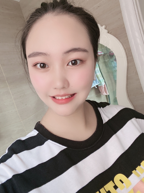 灵儿的第二张照片--衡阳相亲服务中心