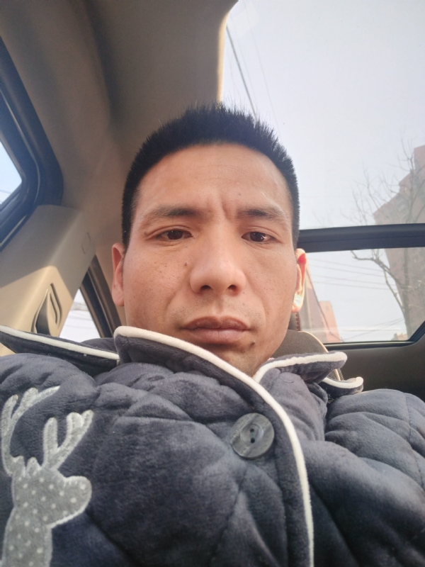 青春不长在的第一张照片--衡阳相亲服务中心