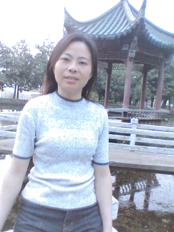 小草的第二张照片--衡阳相亲服务中心