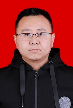 小熊维尼的第一张照片--衡阳相亲服务中心