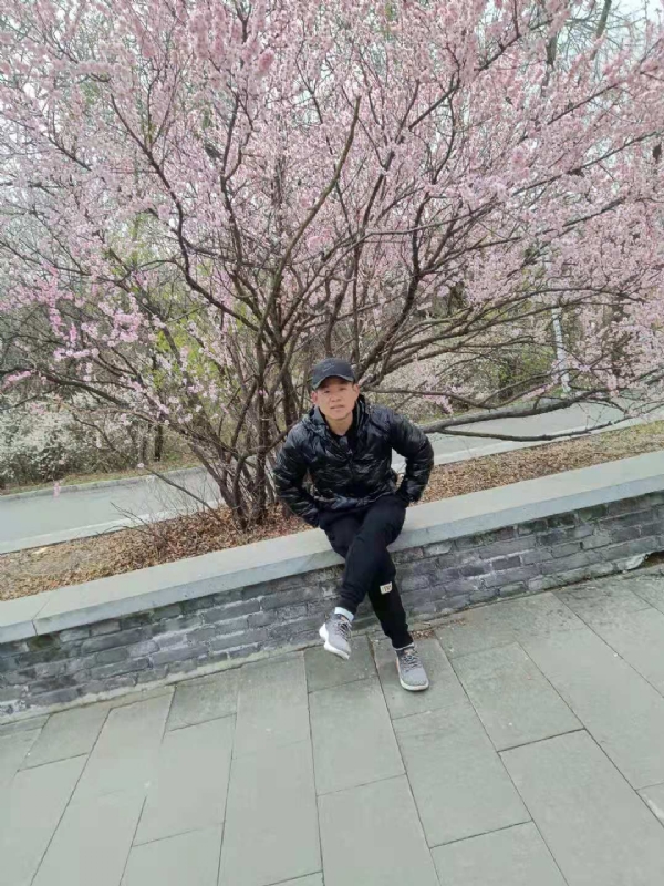 寻找幸福的第一张照片--衡阳相亲服务中心