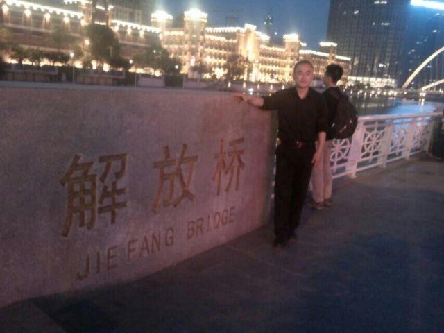 海阔天空的第一张照片--衡阳相亲服务中心