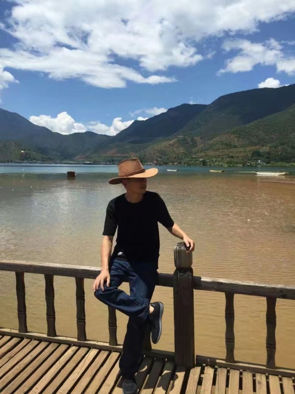 剑胆琴音的第一张照片--衡阳相亲服务中心