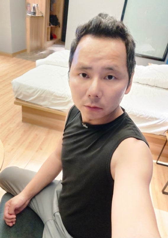 爱远的要命的第一张照片--衡阳相亲服务中心