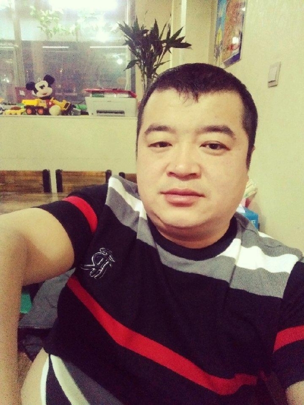 老实人的第一张照片--衡阳相亲服务中心