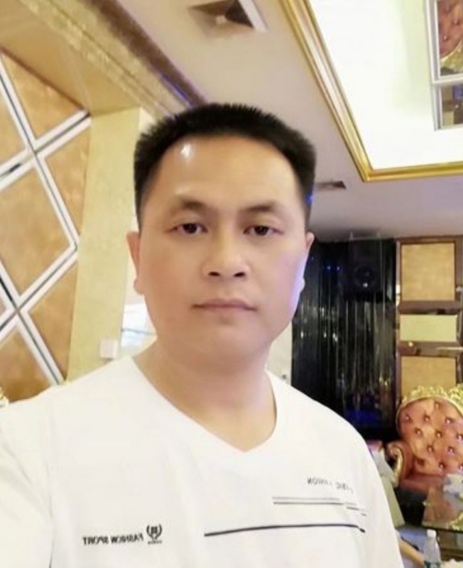 小梁的第一张照片--衡阳相亲服务中心