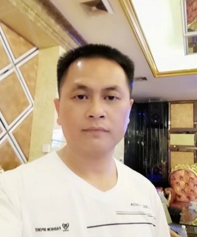 小梁的第二张照片--衡阳相亲服务中心