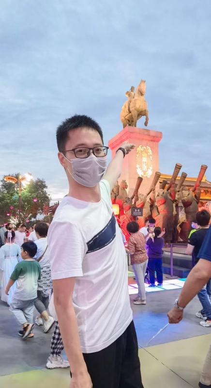 一休哥的第一张照片--衡阳相亲服务中心