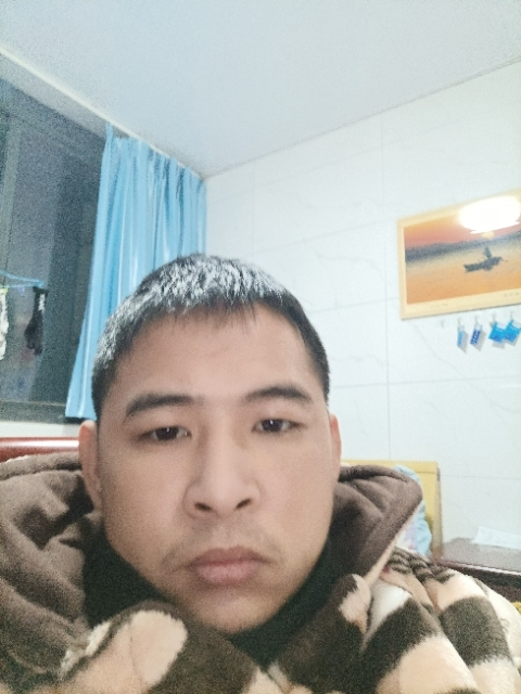 寂寞的第一张照片--衡阳相亲服务中心