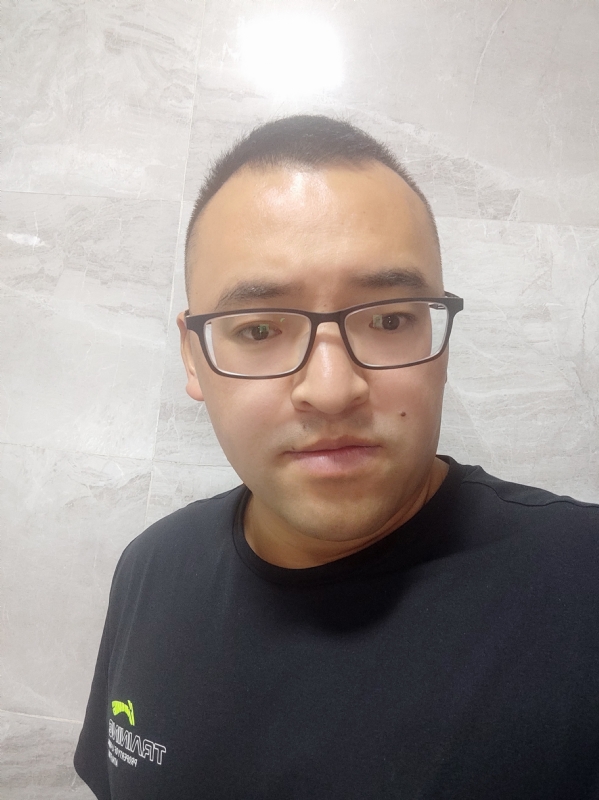 只愿得一人心的第三张照片--衡阳相亲服务中心