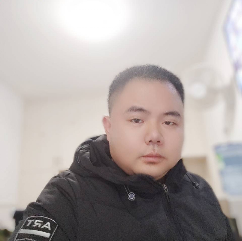 珍惜眼前人的第一张照片--衡阳相亲服务中心