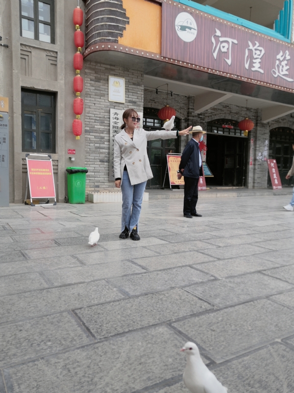 艳艳的第一张照片--衡阳相亲服务中心