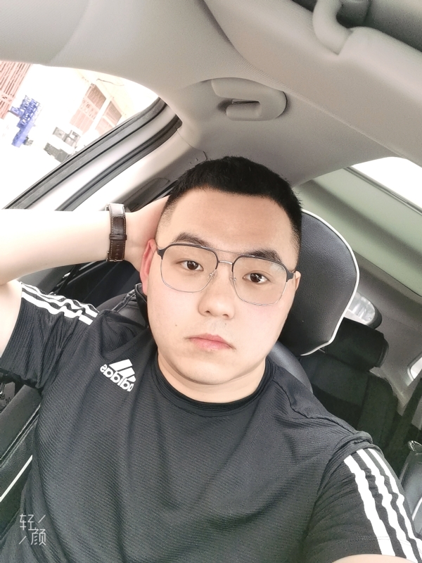 海阔天空的第一张照片--衡阳相亲服务中心