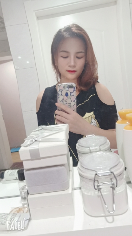 刘莲酥的第四张照片--衡阳相亲服务中心