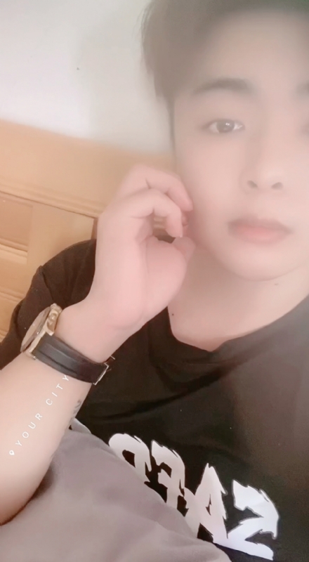 90后的第二张照片--衡阳相亲服务中心