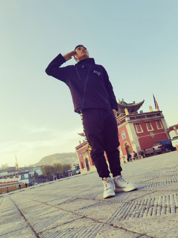 相会的第二张照片--衡阳相亲服务中心