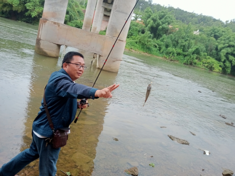 峰的第二张照片--衡阳相亲服务中心