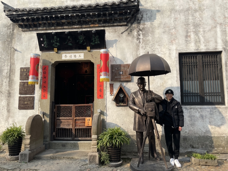 喝可乐的猫的第一张照片--衡阳相亲服务中心