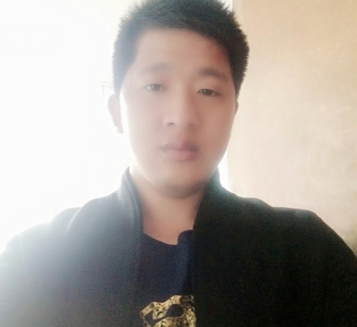 形影不离的第一张照片--衡阳相亲服务中心