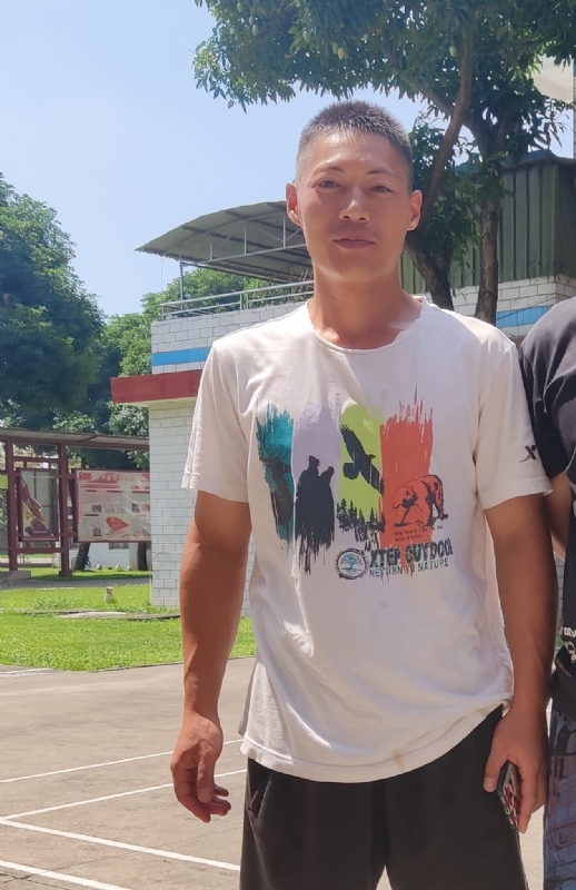 孤鹰的第一张照片--衡阳相亲服务中心