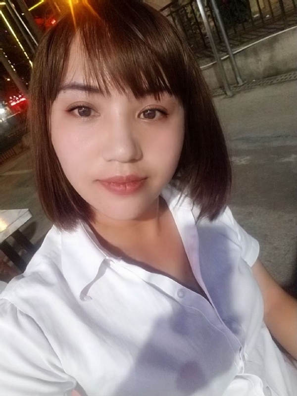 CC的第二张照片--衡阳相亲服务中心