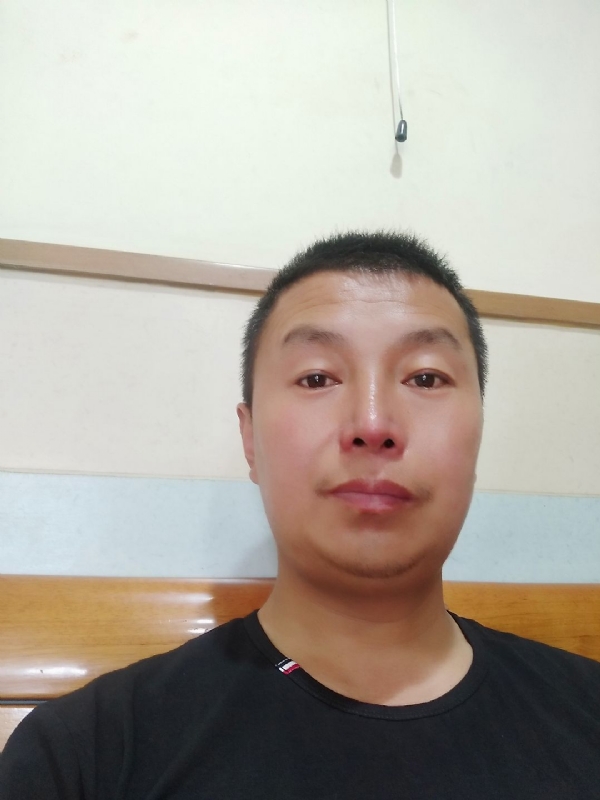 快乐的小鱼儿的第一张照片--衡阳相亲服务中心