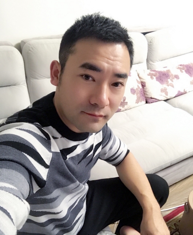 随风的第一张照片--衡阳相亲服务中心