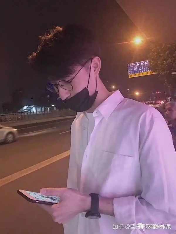 情圣的第二张照片--衡阳相亲服务中心