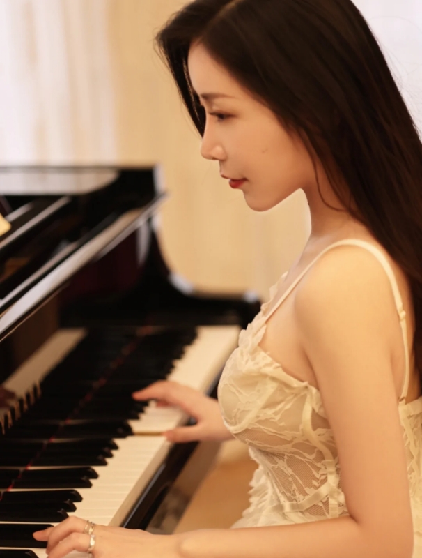 linlin的第二张照片--衡阳相亲服务中心