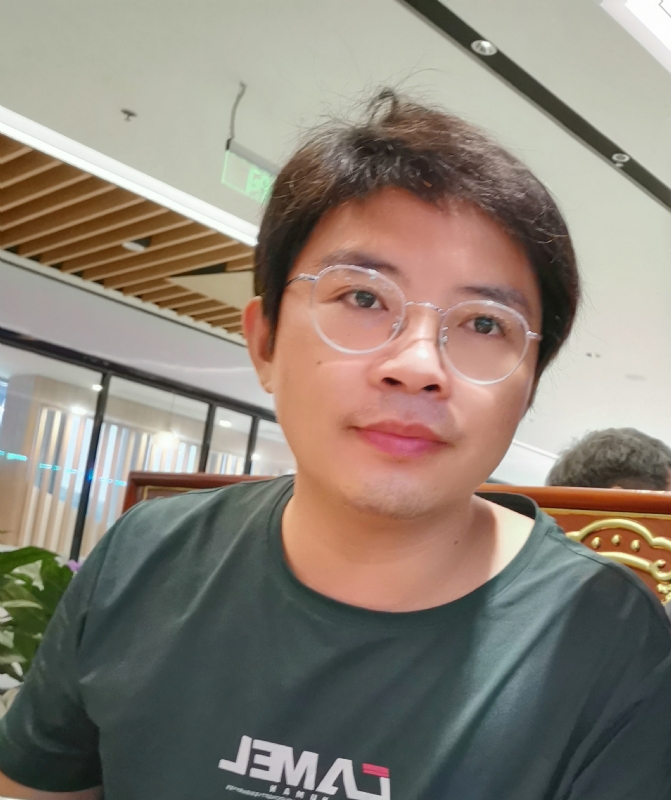 陆迅的第三张照片--衡阳相亲服务中心