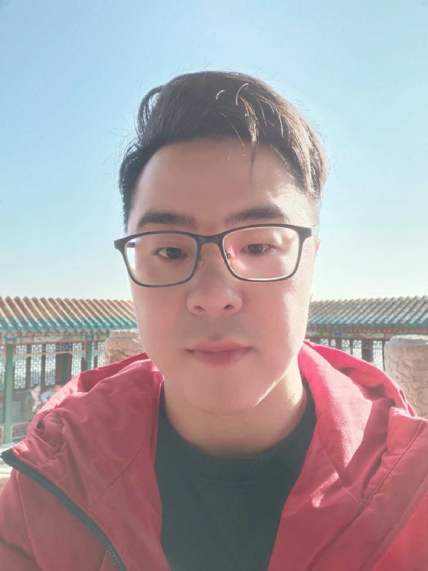 不爱吃竹子的小熊的第一张照片--衡阳相亲服务中心