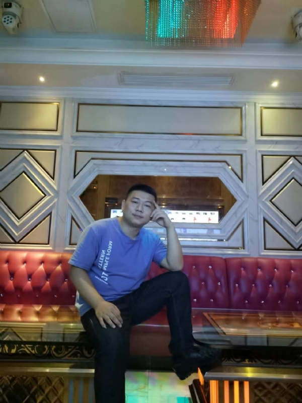 黄生的第四张照片--衡阳相亲服务中心