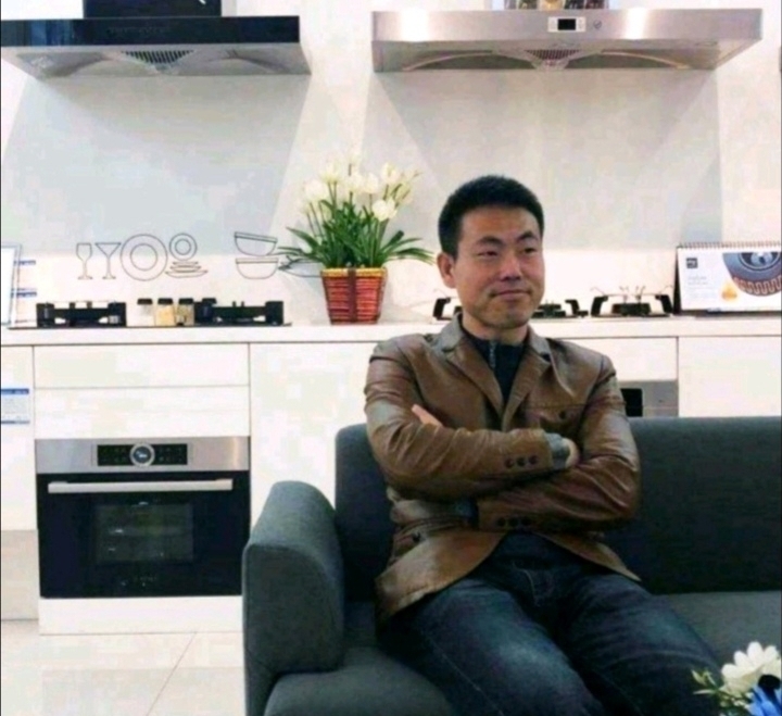 奋斗的执着的第一张照片--衡阳相亲服务中心