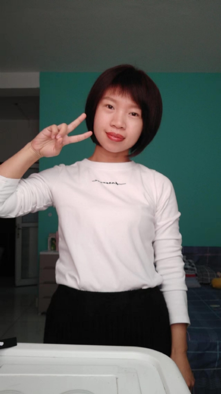 向日葵的第一张照片--衡阳相亲服务中心