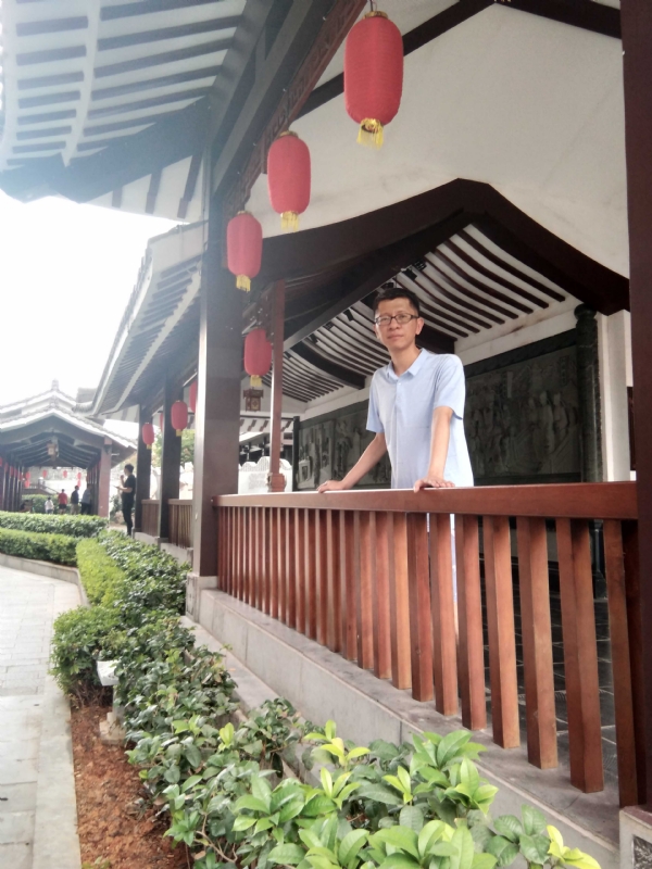 lijian的第一张照片--衡阳相亲服务中心