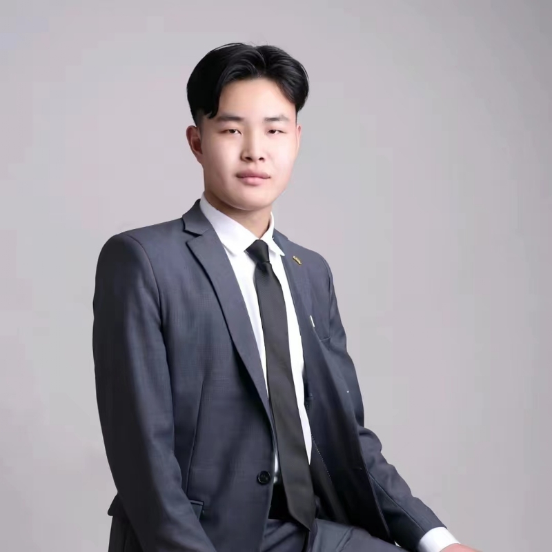 孤独的狼的第一张照片--衡阳相亲服务中心