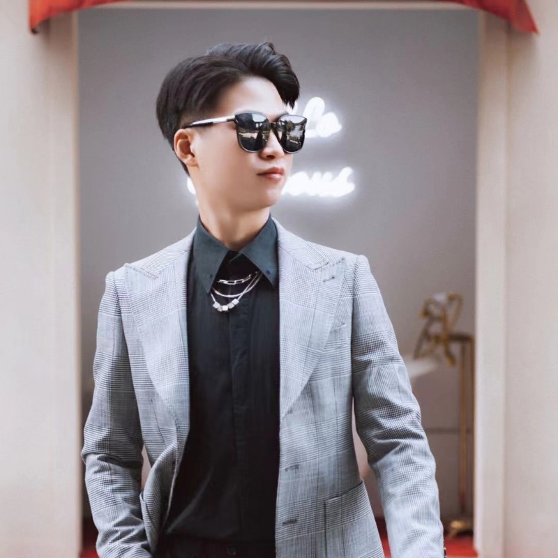 苟逸飞48的第二张照片--衡阳相亲服务中心